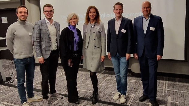 Alexander Drusio wird 1. Vorsitzender des VCP-Verband Cosmetic Professional - Alexander Drusio (2.v.r.), neuer 1. Vorsitzender des VCP-Verband Cosmetic Professional, mit seinen Vorstandskollegen - Quelle: VCP